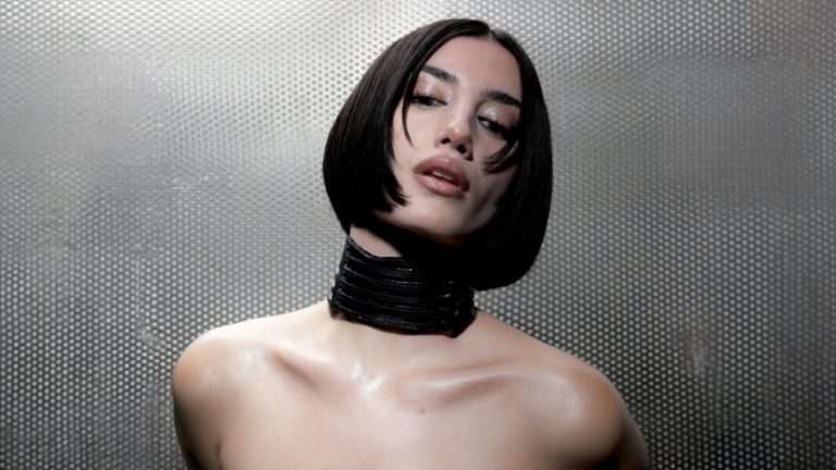 Η Ellize, η Τάχιστα Ανερχόμενη και Πολλά Υποσχόμενη Καλλιτέχνης της Νεότερης Γενιάς που Γράφει και Ερμηνεύει, Παρουσιάζει το Νέο της Τραγούδι «Ηθοποιός»!