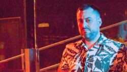 Pan pan mono me ta matia