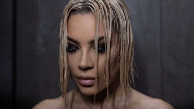 CREATOR: gd jpeg v1.0 (using IJG JPEG v62), quality =